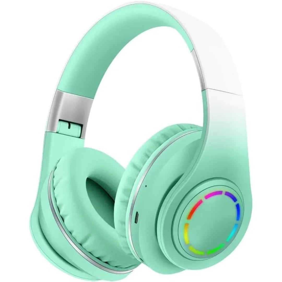 Freedom to Play, Listen and Connect – Wireless Comfort with Powerful Sound