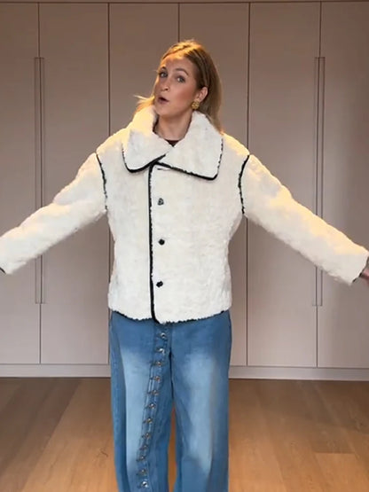 Women’s Ultra-Soft Lamb Fleece Jacket