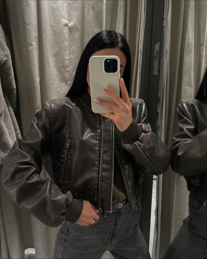 Effortless Street Chic for Modern Women (Nova Edition)