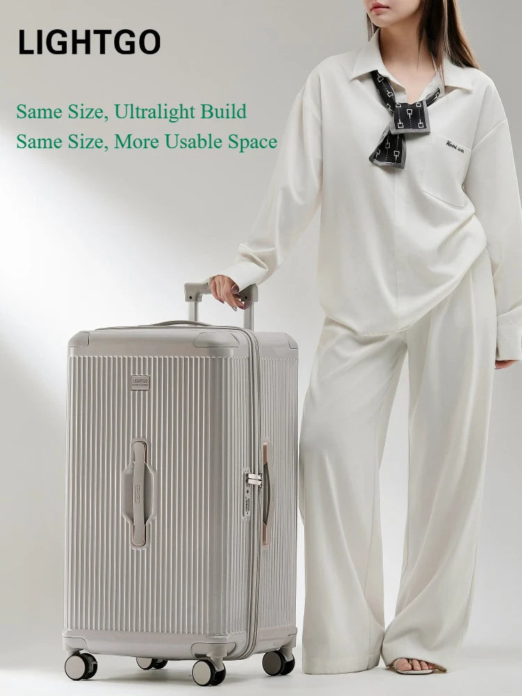 LIGHTGO SilentGlide Suitcase – Ultra-Light Performance for Effortless Travel