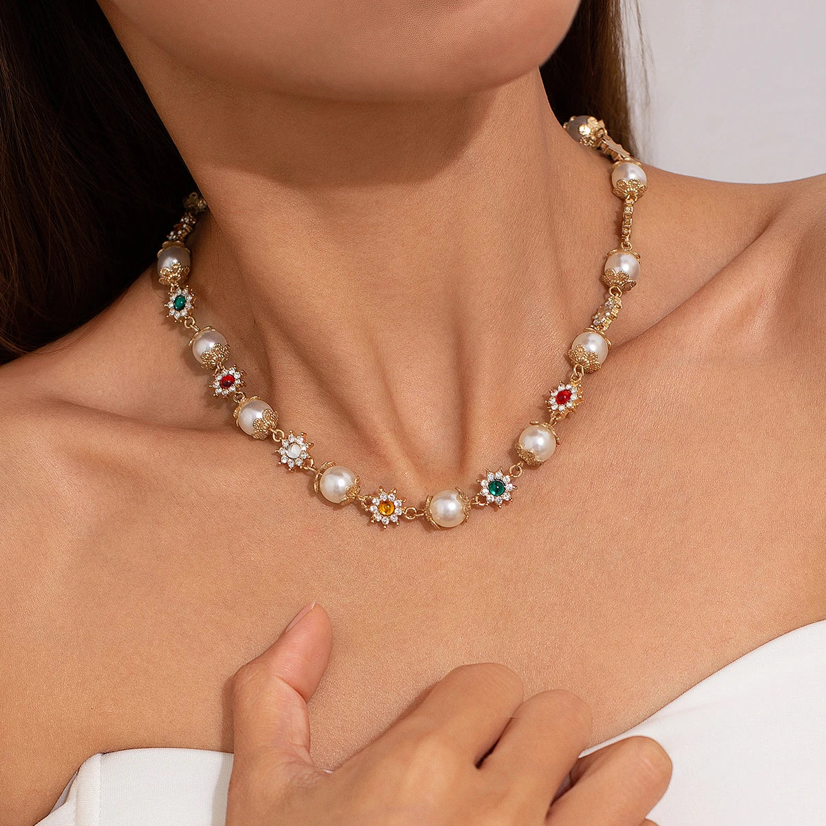 Elegant Pearl Choker Necklace