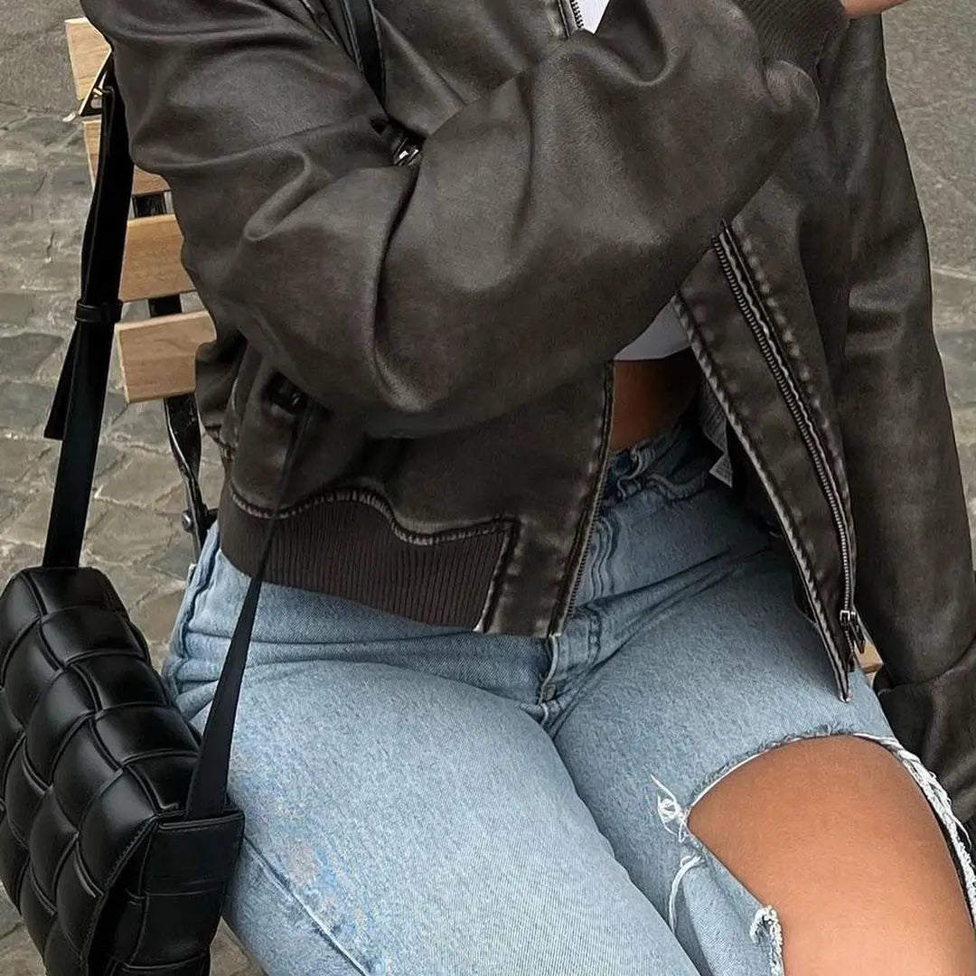 Effortless Street Chic for Modern Women (Nova Edition)