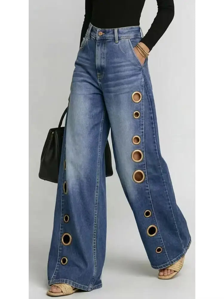 Sexy Wide-Leg Jeans with Eyelet Detail – High-Waisted