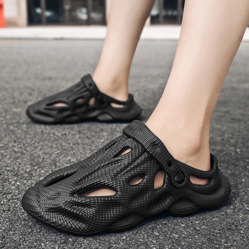 THE ONLY SANDALS YOU’LL REACH FOR EVERY DAY