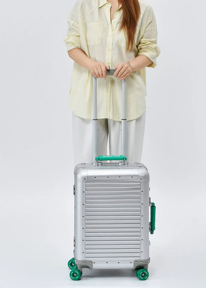 LIGHTGO AlloyGuard 20" Carry-On