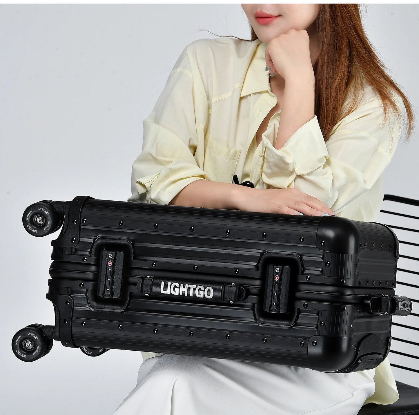 LIGHTGO AlloyGuard 20" Carry-On