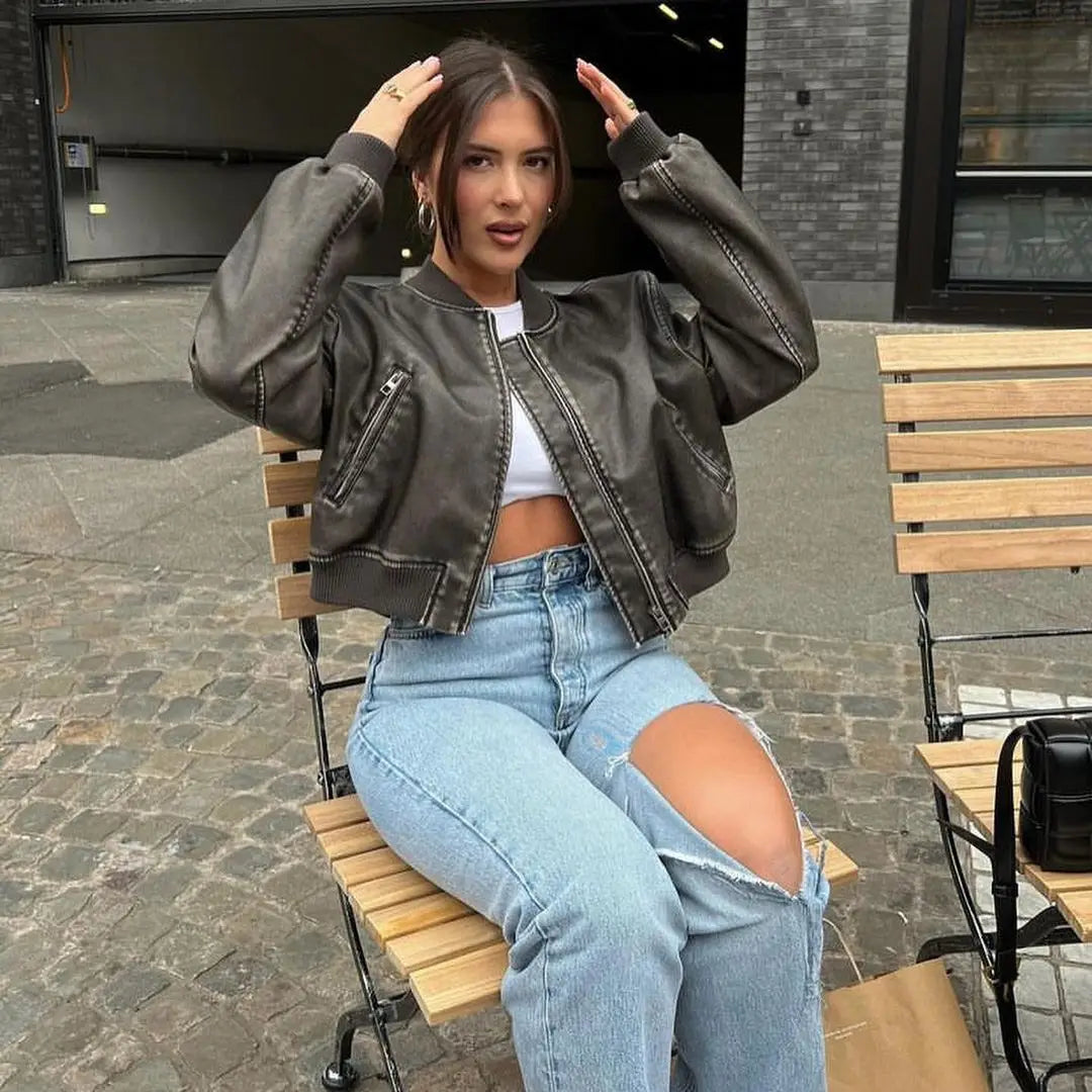 Effortless Street Chic for Modern Women (Nova Edition)